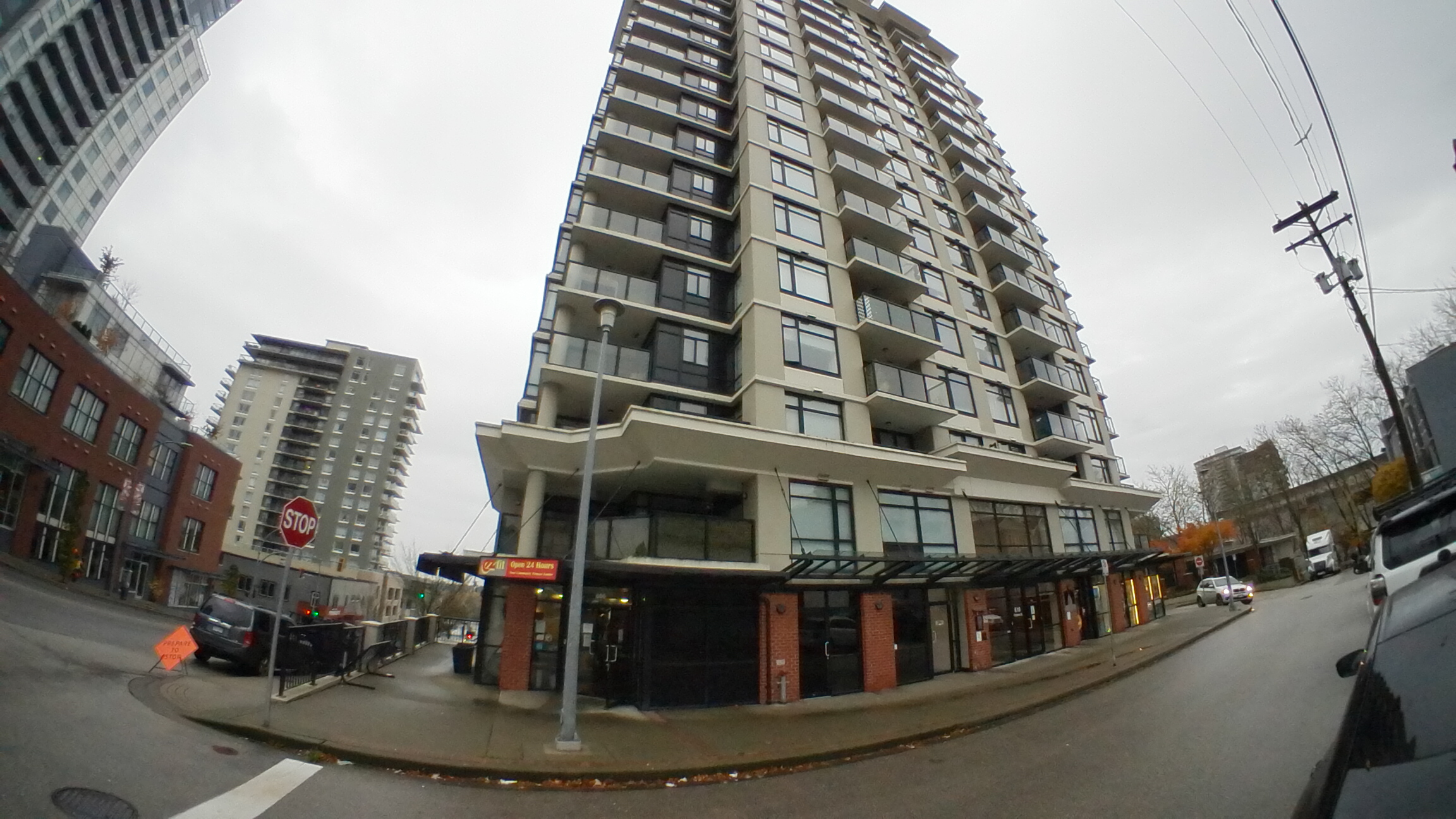 610 Victoria Street - 1008