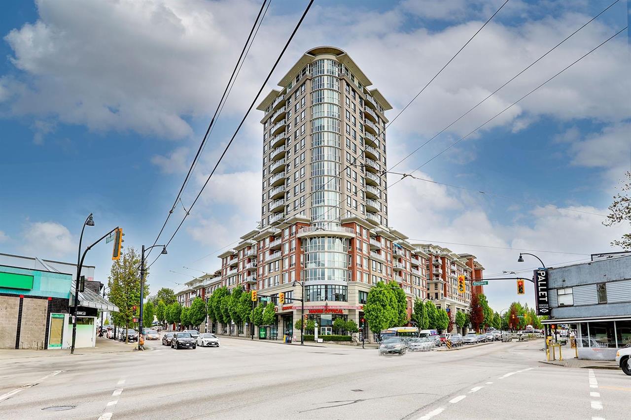 4028 Knight Street - 1304